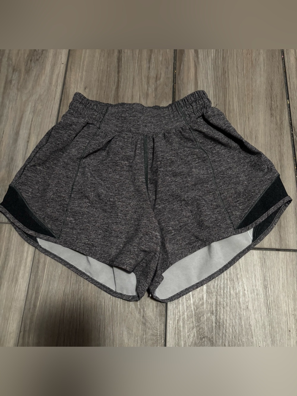 Lululemon Hotty Shorts | Size 2 | 4 in. length | charcoal gray